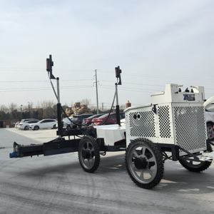 Machine à niveler le béton au laser ---- Conçu pour <span class=keywords><strong>les</strong></span> chantiers exigeants. Offre des performances robustes et des résultats constants. - Product Image 6