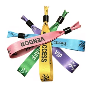 Polsino personalizzato con Logo stampato promozionale sportivo cinturino da polso tessuto in poliestere braccialetto per evento