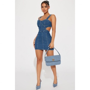 Nuevo Diseño Vestido Casual Sexy para Mujer con Escote Corazón y Recortes en Mezclilla Blanca de Alta Calidad - Product Image 5