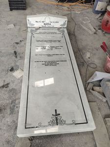 หลุมฝังศพของนางฟ้าหินอ่อนสีขาวและสีดำปรับแต่งได้ทันสมัยเพิ่มรูปภาพและจารึกไว้สำหรับใช้ในสุสาน - Product Image 3