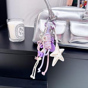 Amor caballo de madera tejido cordón colgante llavero - Product Image 3