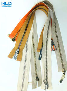 <span class=keywords><strong>Fermeture</strong></span> éclair séparatrice personnalisée Hengda, à <span class=keywords><strong>double</strong></span> sens, 6 pouces, en ruban poly # 5 fermetures éclair argentées à ouverture bidirectionnelle - Product Image 4