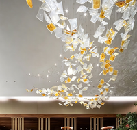 Lustre LED personnalisé en forme de vague avec ruban, suspension en verre artistique pour hall d'hôtel, atrium commercial, projet de plafond haut