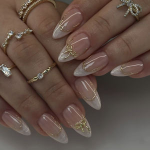 <span class=keywords><strong>Uñas</strong></span> a Presión Personalizables de 24 Piezas/Set, Lazo Dorado 3924: Elegancia y Glamour en Cada Detalle con Forma Almendrada Corta - Product Image 1