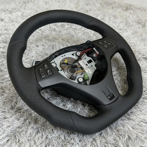 Volant en cuir pleine fleur pour <span class=keywords><strong>BMW</strong></span> Série E (E90, E60, E46, E92, M3, E87, E39, X5, E70, X6, E71, E82, E93, E36, E91) – Vente directe usine - Product Image 4