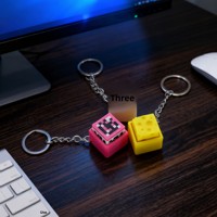 Jouet minimaliste moderne en plastique imprimé en 3D pour le soulagement du stress, clé de clavier mécanique à clic unique, pendentif porte-clés