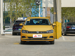 <span class=keywords><strong>Polo</strong></span> Plus 1.5L Usata 2022 con Cerchi R15, Guida a Sinistra, Benzina, Manuale, Hatchback, 182 km/h, Ideale per Viaggi Quotidiani in Famiglia - Product Image 2