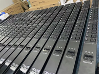Vente en gros en ligne de PDU triphasé de haute qualité 125A 18 ports avec prise C19, unité de distribution d'alimentation pour rack
