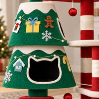 Tour pour chat en forme de sapin de Noël en gros avec cachettes pour chat, griffoirs, lit de repos en peluche et plateformes de jeu