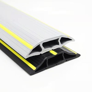 Strisce di tenuta per porta in TPE in PVC flessibile per copertura del filo del pavimento per cavo di protezione del condotto di Trunking resistente agli agenti atmosferici - Product Image 4