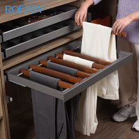 ROEASY Armoire Rangement Pantalon Rack Amovible En Cuir Enveloppé Bande De Bois Pull-out Pantalon Rack Multi-Fonctionnel