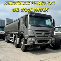 Promotion : Camion-citerne SINOTRUK HOWO 8X4 pour le transport de carburant en Afrique, réservoir scellé antistatique, étanche, grande capacité de chargement