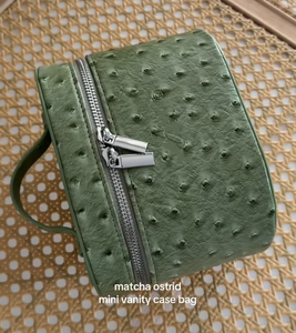 <span class=keywords><strong>Trousse</strong></span> <span class=keywords><strong>de</strong></span> Maquillage Portable Mini en Cuir Gaufré, Sac <span class=keywords><strong>de</strong></span> Voyage pour Rouge à Lèvres, <span class=keywords><strong>Trousse</strong></span> <span class=keywords><strong>de</strong></span> <span class=keywords><strong>Toilette</strong></span> <span class=keywords><strong>de</strong></span> Luxe, Boîte <span class=keywords><strong>de</strong></span> Rangement Cosmétique pour Soins <span class=keywords><strong>de</strong></span> la Peau - Product Image 4