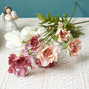 Fleurs de simulation de vente directe d'usine fleurs de mariage bouquet de main décoration de la maison fleurs de chrysanthème artificielles à 3 têtes