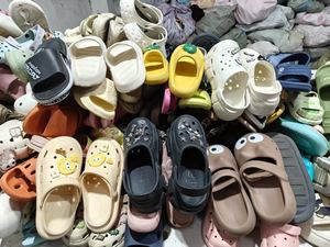 Ciabatte Usate in Schiuma Antiscivolo Leggere Comode Unisex Vendita <span class=keywords><strong>all</strong></span>'Ingrosso Stock in Eccesso - Product Image 4