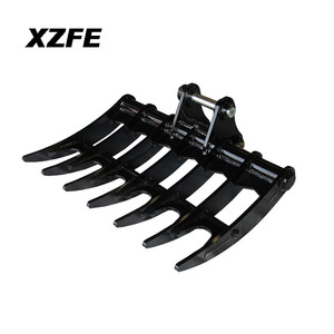 XZFE Mini 5-Tonnen-Bagger Wurzelrechen-Aufsatz zur Reinigung von Kies und Unkraut Zubehör für Kleinbagger Lockerungsrechen - Product Image 1