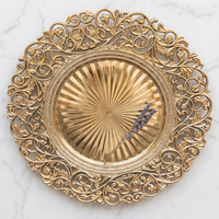 Assiettes de présentation rondes creuses dorées brillantes en plastique de 13 pouces, décoratives pour mariage, hôtel, fête, décoration de table