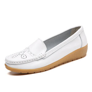 Nouvelles chaussures pour femmes 2026, mocassins à enfiler pour femmes, grande <span class=keywords><strong>taille</strong></span>, printemps automne, confortables, décontractées, chaussures creuses, mocassins pour maman - Product Image 6