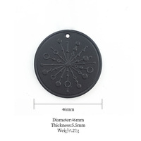 Pendentif Énergétique Amazon / Bijou Solide Anti-Âge en Pierre Volcanique Modèle KM8001 en Stock Vente en Gros