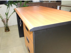 Bureau <span class=keywords><strong>d</strong></span>'ordinateur <span class=keywords><strong>en</strong></span> <span class=keywords><strong>bois</strong></span> de style minimaliste populaire, design vintage marron, avec tiroir - Product Image 5