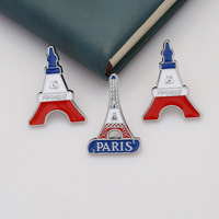 Épinglette en métal personnalisée avec logo, Tour Eiffel de Paris, souvenir de voyage, imprimé, badge tendance de luxe, cadeau