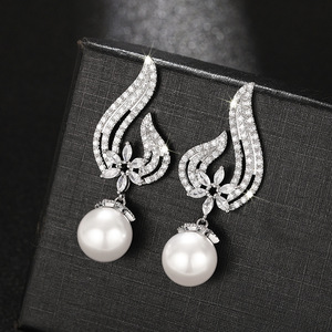 Boucles d'oreilles florales en perles avec ailes d'ange, ornements élégants pour dîner, cadeaux pour femmes - Product Image 4