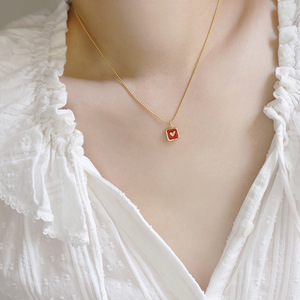 Collier Cœur Tendance en Acier Inoxydable pour Femme, Bijou Hypoallergénique Étanche avec Pendentif Cœur en Coquille Rouge – Vente en Gros - Product Image 6
