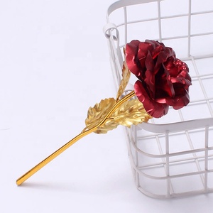 Vente en gros Rose artificielle plaquée or 24k Fleurs artificielles rose pour la Saint-Valentin <span class=keywords><strong>Cadeau</strong></span> avec certification - Product Image 3