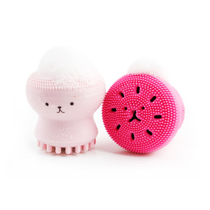 Brosse nettoyante pour le visage en silicone, outil de nettoyage en profondeur des pores, exfoliant doux pour le soin de la peau, nouveau mini outil de beauté pour un nettoyage en profondeur - Product Image 3