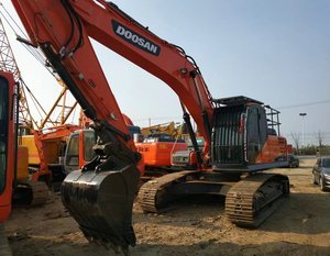 Excavadora Hidráulica Usada Doosan DX300 de 30 Toneladas, Año 2024, Pocas Horas de Uso, Segunda Mano, Maquinaria Pesada de Construcción Doosan DX300LC - Product Image 3