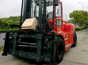 Sollevatore pesante CPCD160 del carrello elevatore diesel da 16 tonnellate della macchina logistica del porto di elicottero con il centro del carico di 600mm - Product Image 5