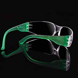 Lunettes de sécurité jetables pour enfants Lunettes de protection des yeux à monture PC anti-impact et anti-buée anti-poussière - Product Image 3