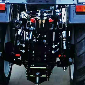 Tracteur agricole TT1804 à usage intensif, châssis renforcé pour labour profond, 4 roues motrices - Product Image 4