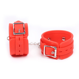 Còng tay silicon, còng cổ chân, dụng cụ trói buộc tình dục. Dụng cụ chơi tình dục bằng da đen cao cấp và an toàn dành cho người lớn, dạng còng tay - Product Image 5