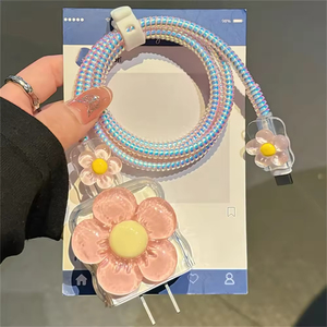 <span class=keywords><strong>Coque</strong></span> de protection USB en époxy à motif floral frais et mignon pour tête de câble de charge rapide <span class=keywords><strong>iPhone</strong></span> 18W-20W - Product Image 3