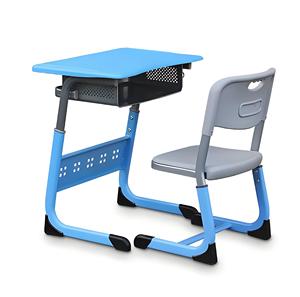 Meubles de crèche réglables en hauteur en plastique PE bleu : Ensemble bureau et chaise pour étudiants - Product Image 1