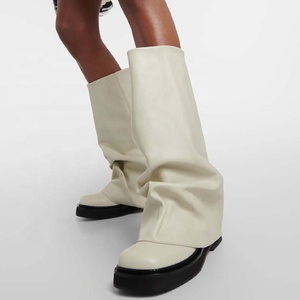 Botas Altas de Mujer con Suela Gruesa, Parte Superior Holgada, Tacón Plano de Cuero, Punta Cuadrada, Estilo Holgado, Ajuste Ancho - Product Image 1