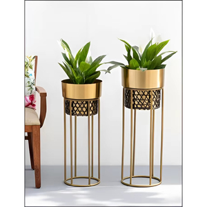 Ensemble de supports de plantes au sol en métal doré moderne avec design en treillis minimaliste, durable pour la décoration du salon, du balcon et de la chambre - Product Image 5