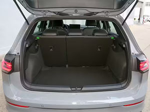 2025 Volkwagen <span class=keywords><strong>Golf</strong></span> Manual Cinq portes avec cinq sièges pour adultes Fabriqué en Chine Remise de voiture disponible LED - Product Image 3