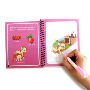 Libro da Colorare ad Acqua Magico con Penna ad Acqua, Tema Principesse - Product Image 1