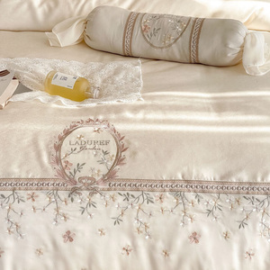 Été 100% lyocell fibre broderie <span class=keywords><strong>fleurs</strong></span> or <span class=keywords><strong>housse</strong></span> de <span class=keywords><strong>couette</strong></span> king size ensemble de literie textile maison - Product Image 5