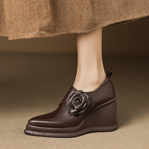 Zapatos de Cuero Sólido Retro de Tacón Alto, Impermeables, Duraderos, Antideslizantes y a la Moda, con Base de Esponja y Correa - Product Image 3