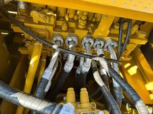 Excavatrice sur chenilles CAT 323 d'occasion, 23 tonnes, diesel, pour travaux miniers et de terrassement - Product Image 5