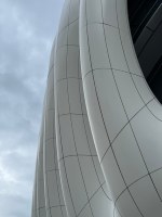 Panneaux de murs-rideaux doublement courbés en aluminium et acier inoxydable, revêtement de façade de bâtiment moderne, imperméable et ignifuge