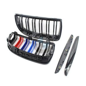 กระจังหน้าทรง M สีดำเงาแบบเส้นคู่ สำหรับ BMW E90 E91 ผลิตจากพลาสติก ABS สำหรับรถยนต์ซีรีส์ 3 ปี 2006 2008 - Product Image 3