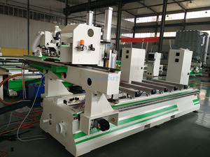 Machine de gravure CNC PTP, centre de travail CNC PTP 1325 pour la fabrication de meubles en bois et de portes en bois - Product Image 2