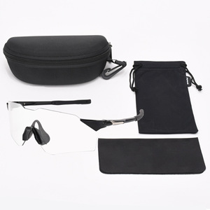 Lunettes de soleil sportives sans monture, verres photochromiques, protection UV 100 %, sports de plein air, unisexe, adultes, étui inclus - Product Image 1