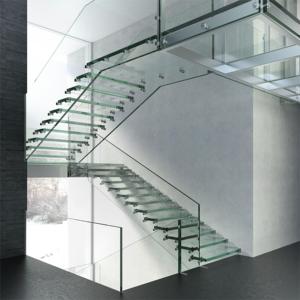 Scala Moderna Contemporanea in Vetro Trasparente con Gradini in Vetro Temperato Rinforzato e Ringhiera in Metallo per Ville e Uso Commerciale - Product Image 3