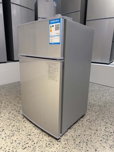 L-BCD-32 OEM Stylish Modern Energy Efficient 32L Mini Fridge Freezer Top Compact for Bedroom Office 32L Mini Fridge Freezer Top - Product Image 3
