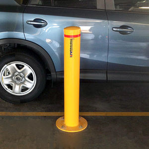 Bolardo Fijo de Seguridad para Vehículos en Entradas, Estacionamientos, Aceras y Carreteras - Product Image 2
